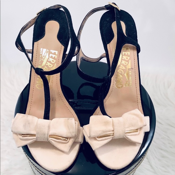 ⚜️Salvatore Ferragamo⚜️ Pavi T Strap Sandal Heels - Picture 3 of 6